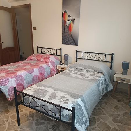 New Dawn Apartment, Appartamento Turistico, Casa Per Vacanza, Tre Camere Indipendenti Catane Extérieur photo